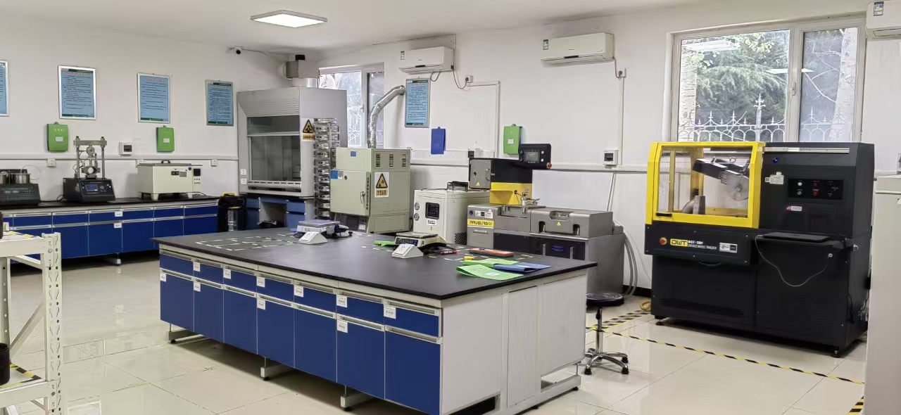 沥青混合料室.jpg 沥青混合料室.jpg